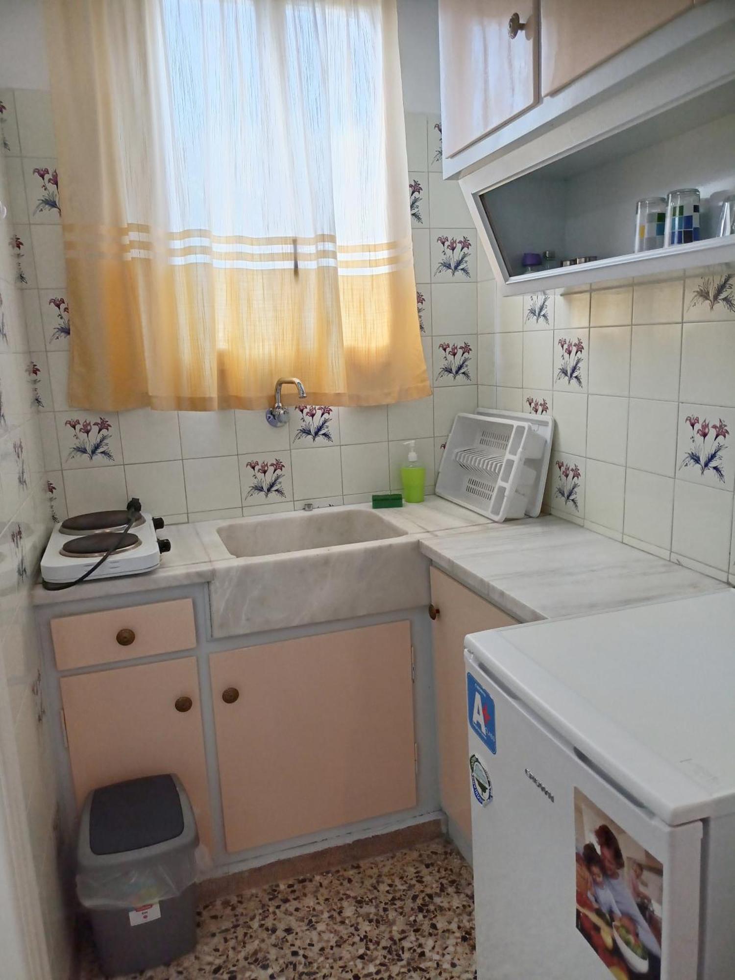 Finikas Rooms Agia Marina  Rom bilde