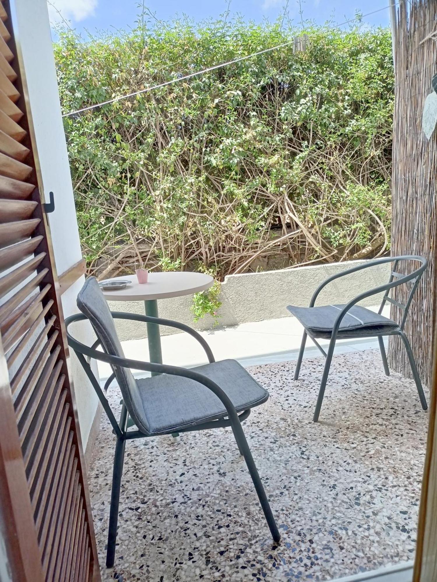Finikas Rooms Agia Marina  Rom bilde