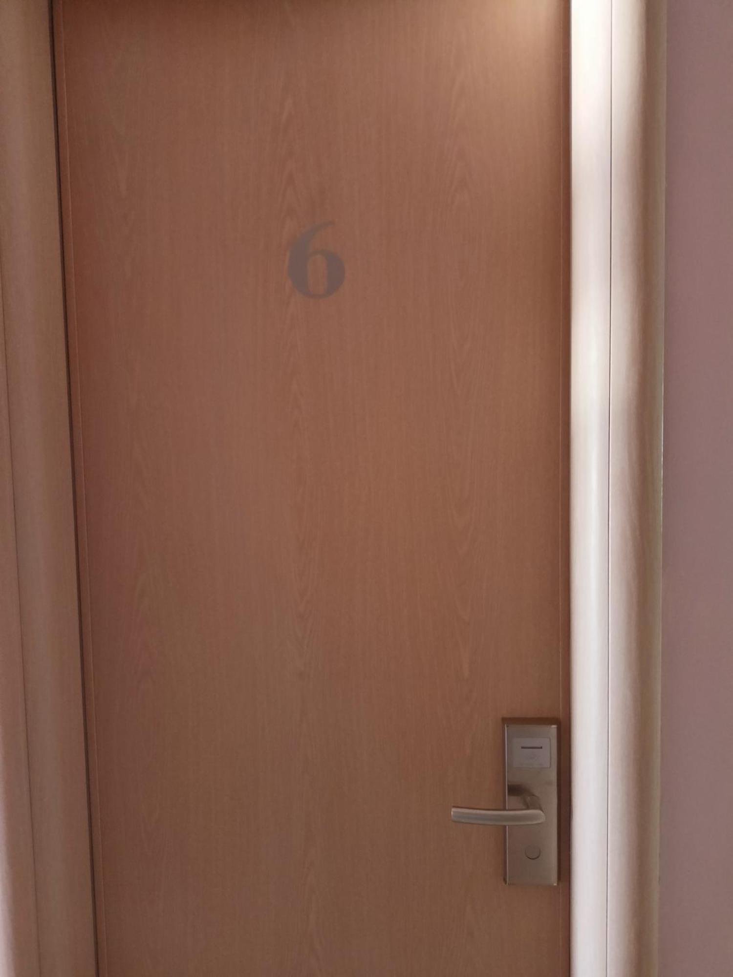 Finikas Rooms Agia Marina  Rom bilde